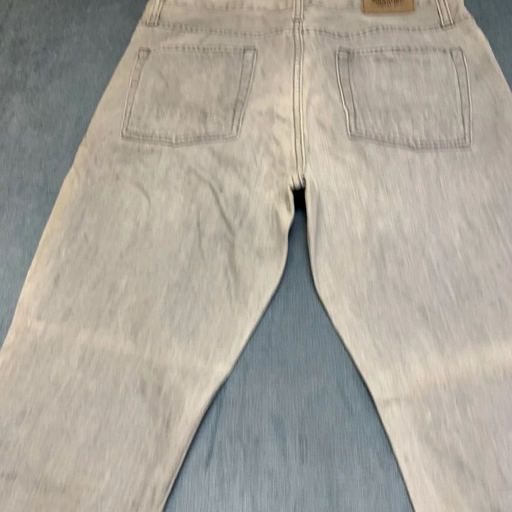 Mossimo Supply Co Slim Fit Jeans Mens 34x30 Gray Denim Straight Leg Light Wash